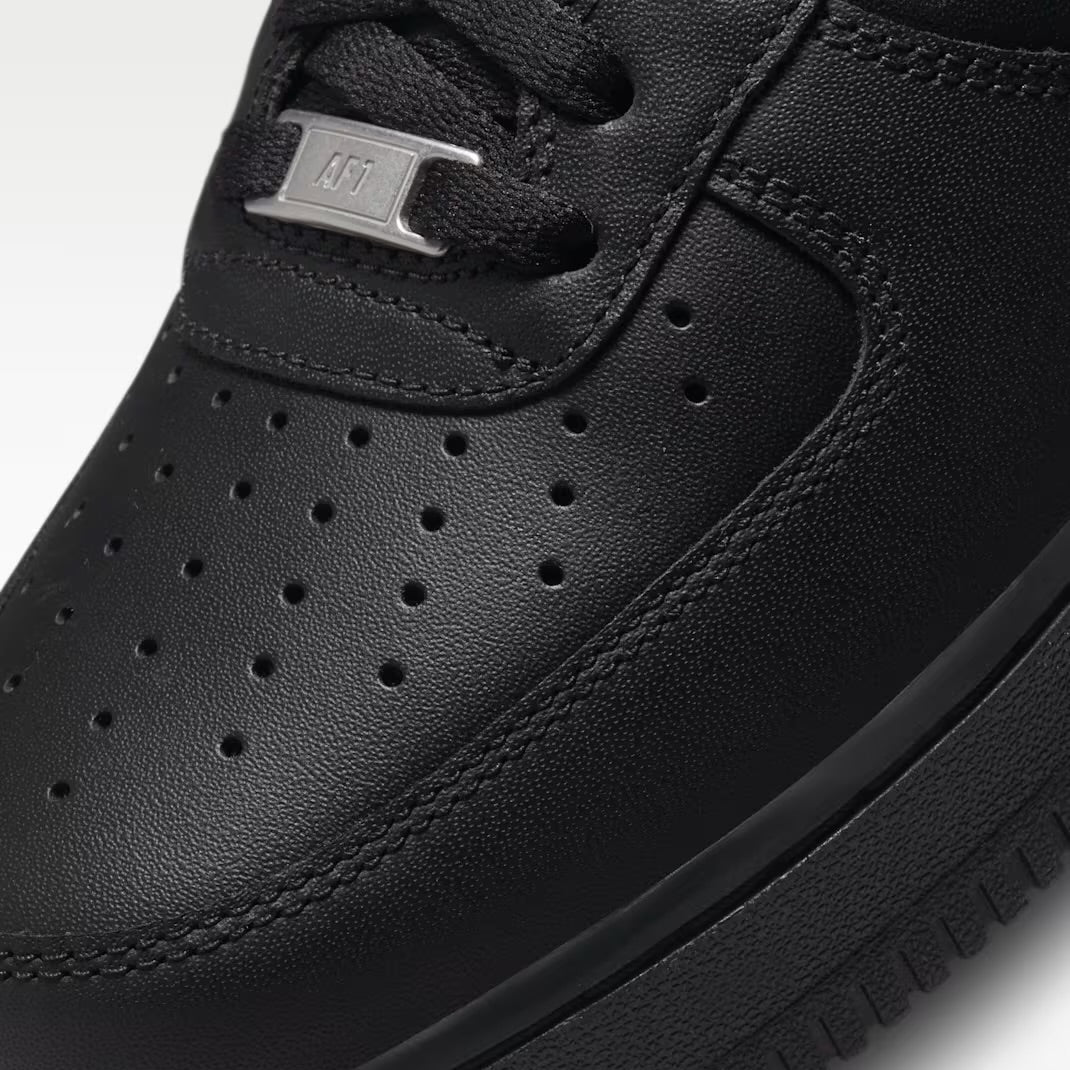 Nike Air Force 1 '07 Black